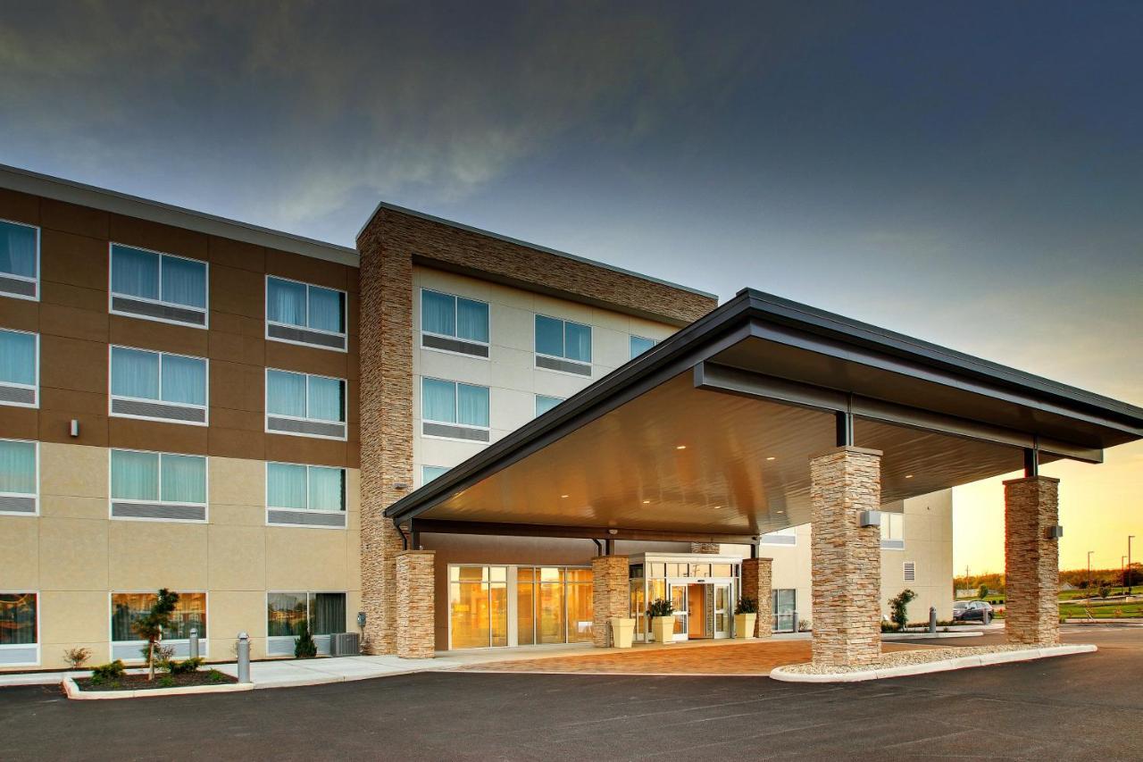 Holiday Inn Express & Suites Findlay North By Ihg Екстер'єр фото